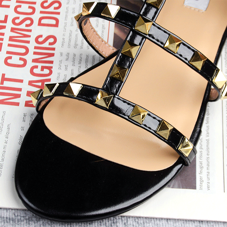 summer women's sandals ladies casual flat shoes simple style Fashion rivet design walking and shopping Large size 41-43